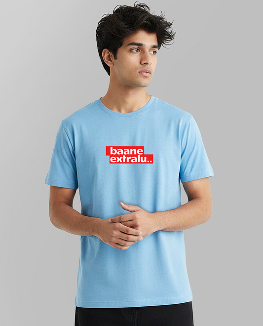 Baane Extralu.. Unisex T-shirt Cool Blue – men's model