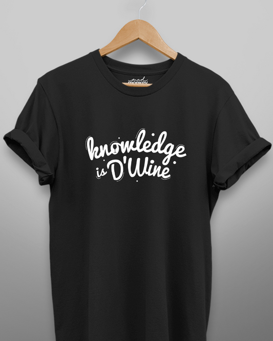 నాలెడ్జ్ అనేది D'Wine Unisex T-shirt నలుపు
